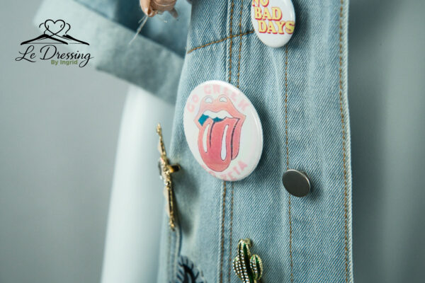 Veste en jean Clandestina customisée – Taille S (convient aussi à un M)