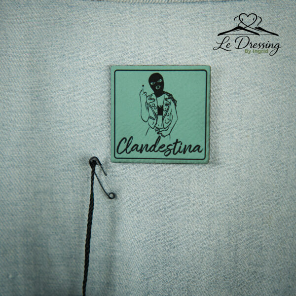 Veste en jean Clandestina customisée – Taille S (convient aussi à un M)